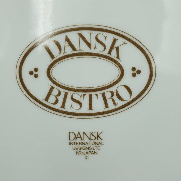 Dansk Bistro Maribro Souffle Casserole White Round Ribbed Baking Serving Dish - Picture 6 of 6